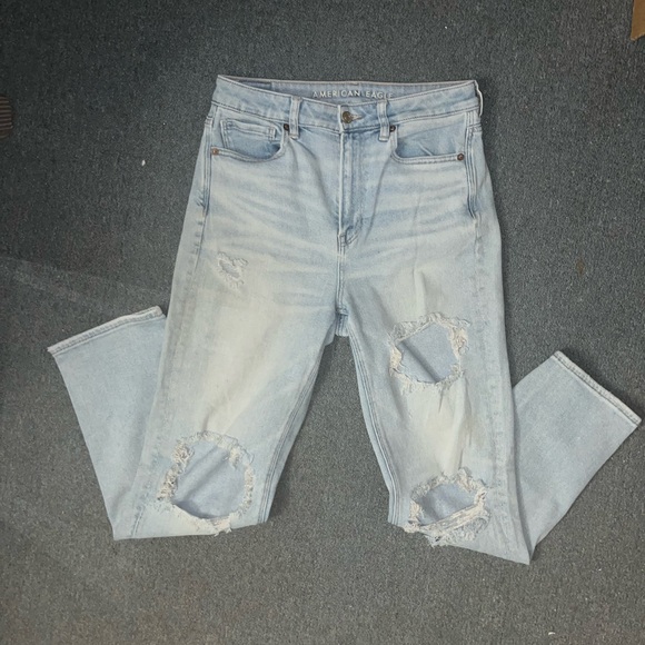 American Eagle Outfitters Denim - American Eagle Outfitters Light Blue Mom Straight Relaxed Jeans